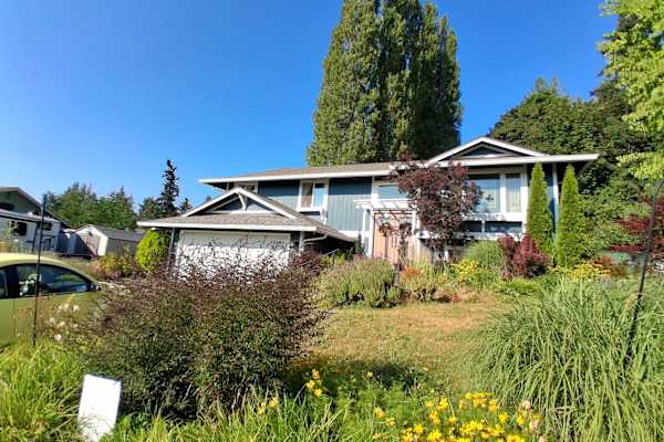House sit in Poulsbo, WA, US