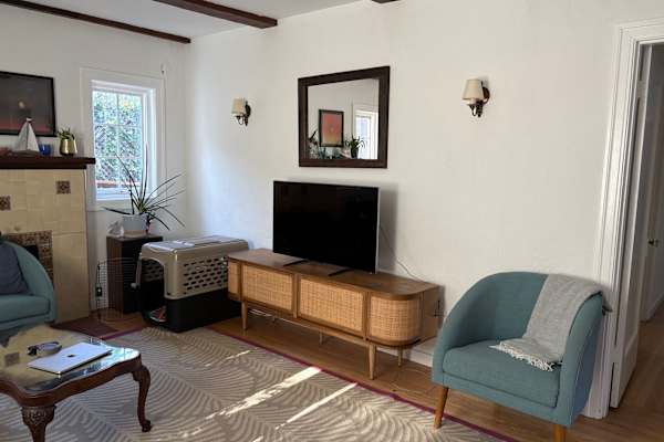 House sit in San Rafael, CA, US