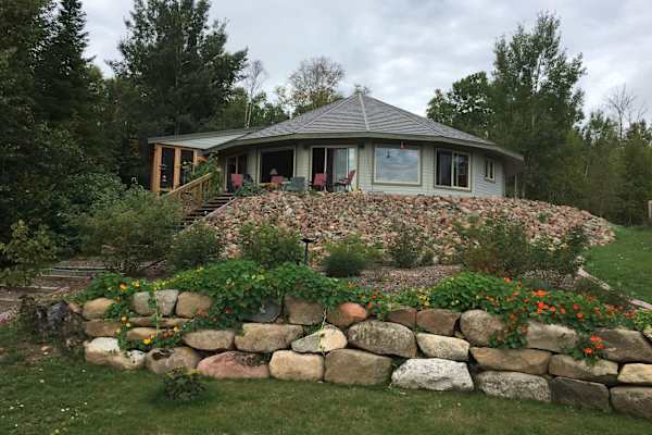 House sit in Grand Marais, MN, US