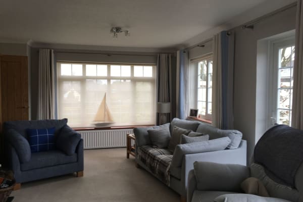 House sit in Lymington, United Kingdom