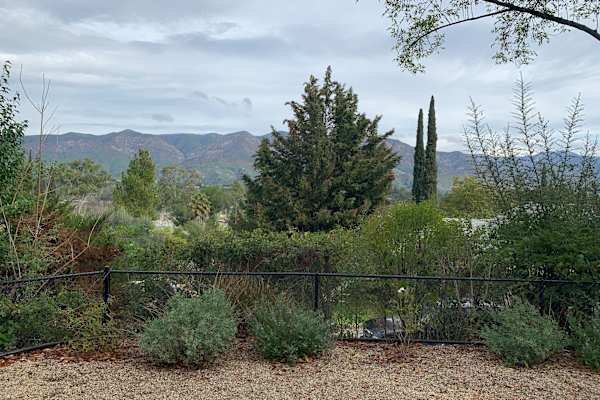 House sit in Ojai, CA, US