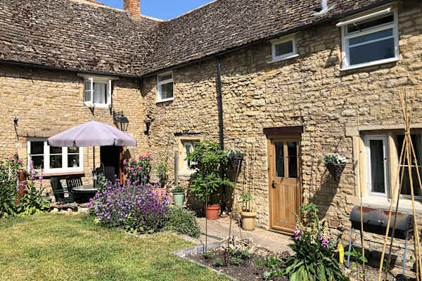House sit in Uppingham, United Kingdom