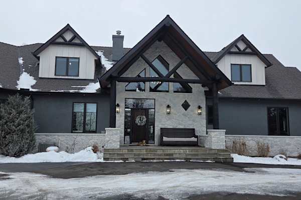 House sit in Calgary, AB, Canada