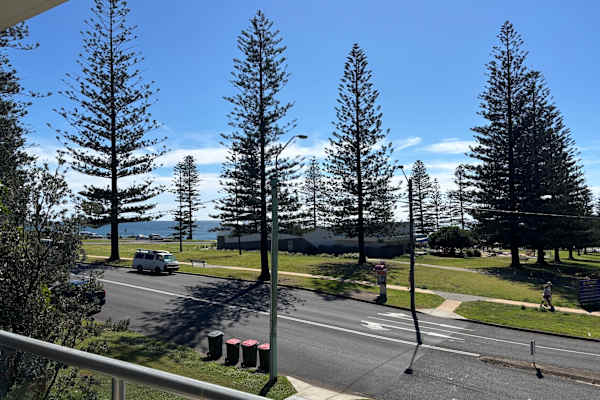 House sit in Port Macquarie, NSW, Australia