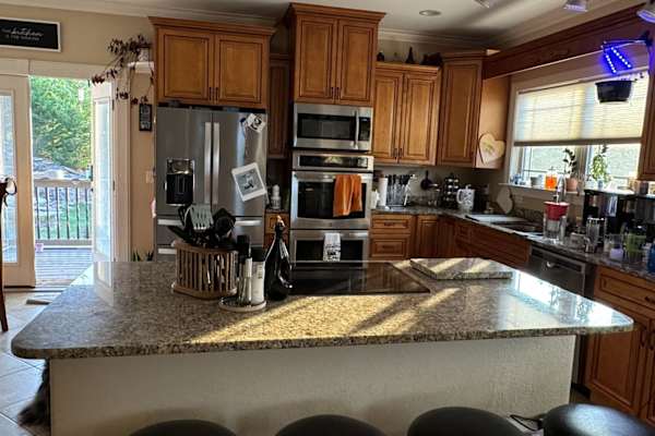 House sit in West Asheville, NC, US