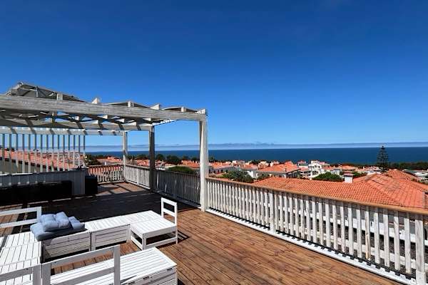 House sit in Nazaré, Portugal