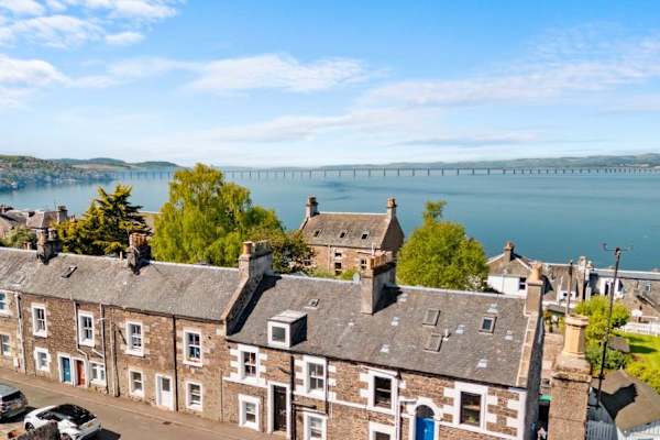 House sit in Newport-On-Tay, United Kingdom