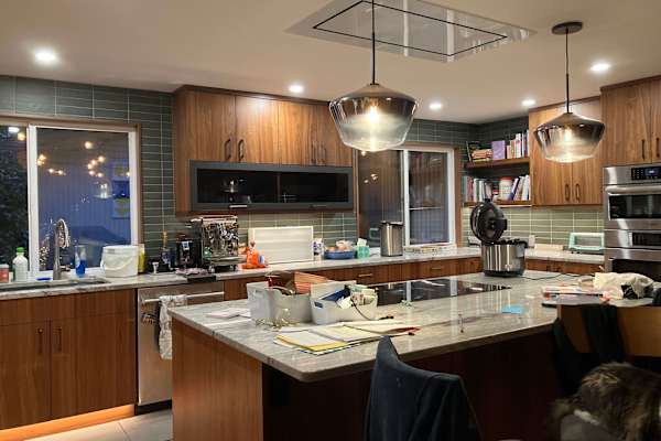 House sit in Normandy Park, WA, US