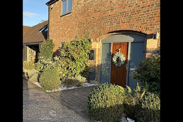 House sit in Tring, United Kingdom