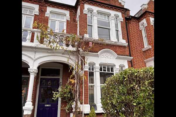 House sit in London, United Kingdom