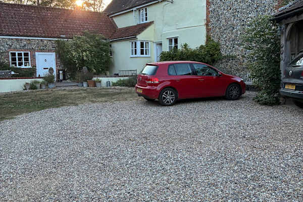 House sit in Newmarket, United Kingdom