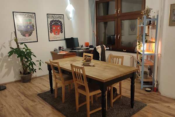 House sit in Berlin, Germany