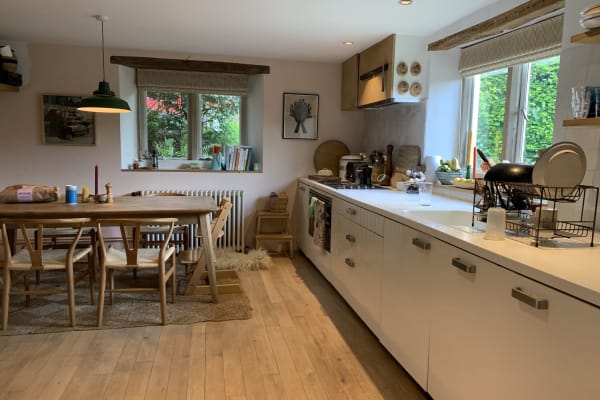 House sit in Stroud, United Kingdom