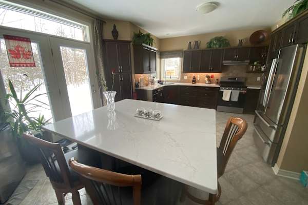 House sit in Kincardine, ON, Canada