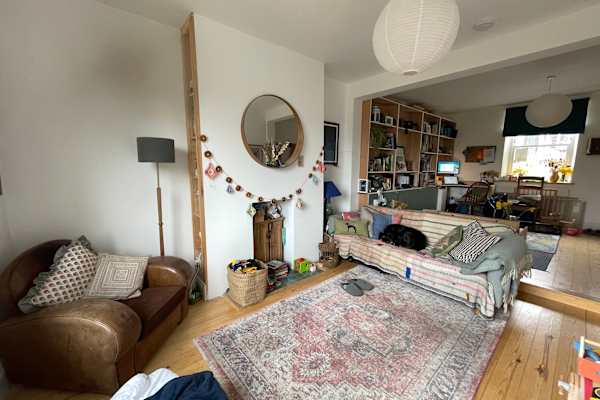 House sit in Bamford, United Kingdom