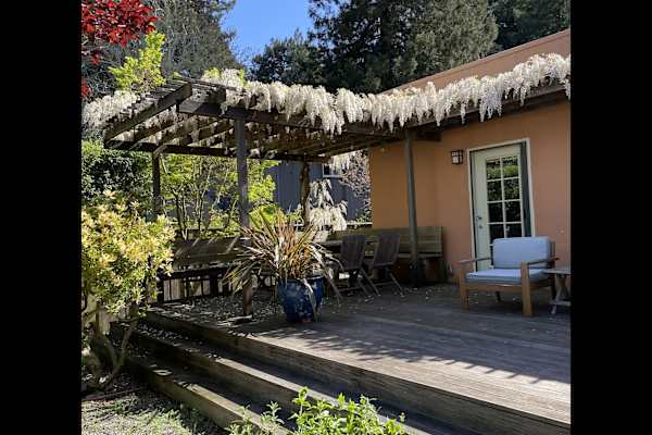 House sit in Mill Valley, CA, US