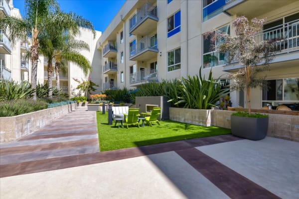 House sit in Playa Vista, CA, US