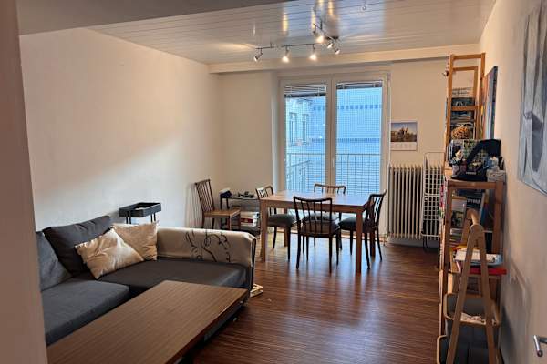 House sit in Vienna, Austria