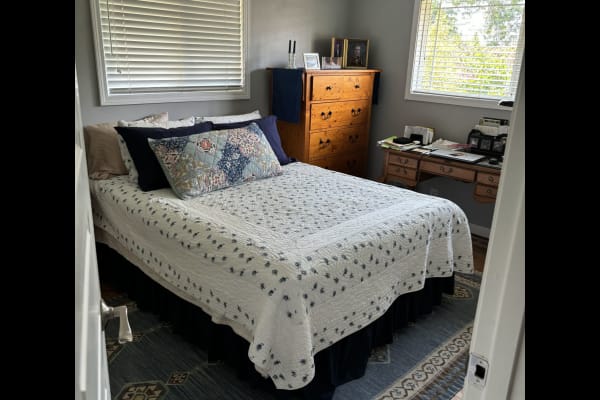 House sit in Beaverton, OR, US