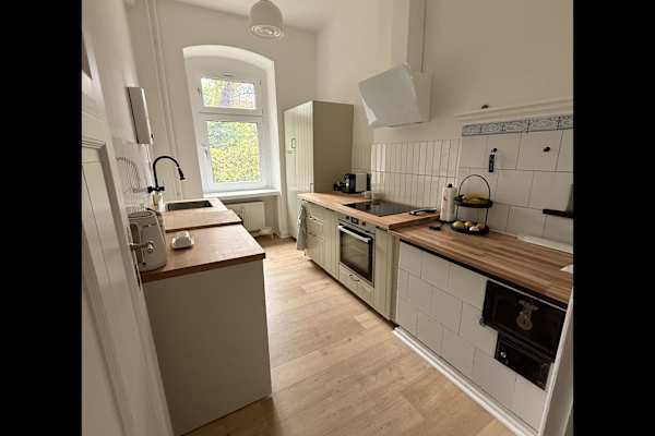 House sit in Berlin, Germany