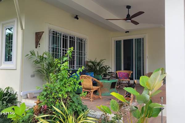 House sit in Chiang Mai, Thailand