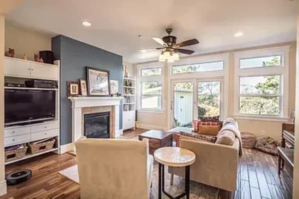 House sit in Capitola, CA, US