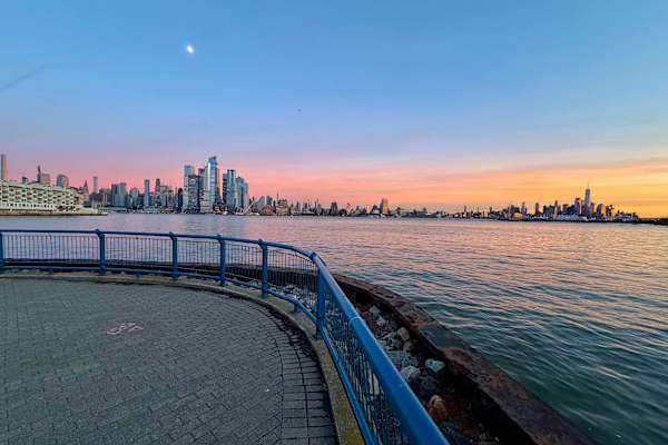 House sit in Hoboken, NJ, US