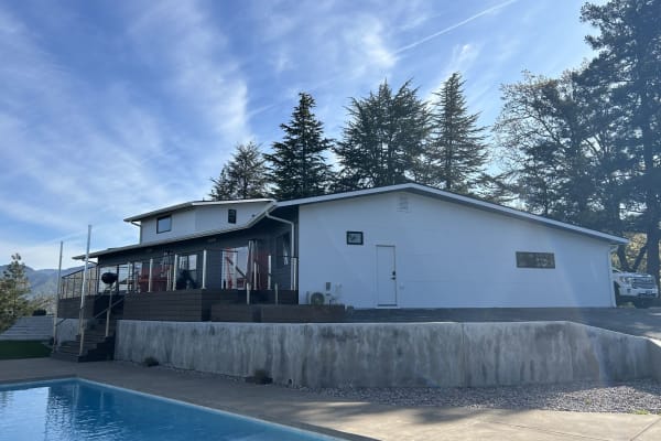 House sit in Grants Pass, OR, US