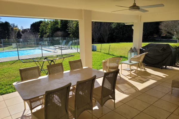 House sit in Tamborine Mountain, QLD, Australia