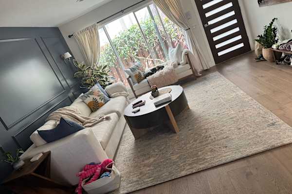 House sit in Santa Monica, CA, US