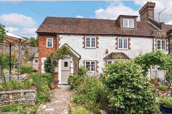 House sit in Arundel, United Kingdom
