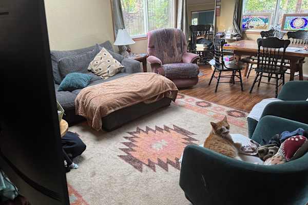 House sit in Eugene, OR, US