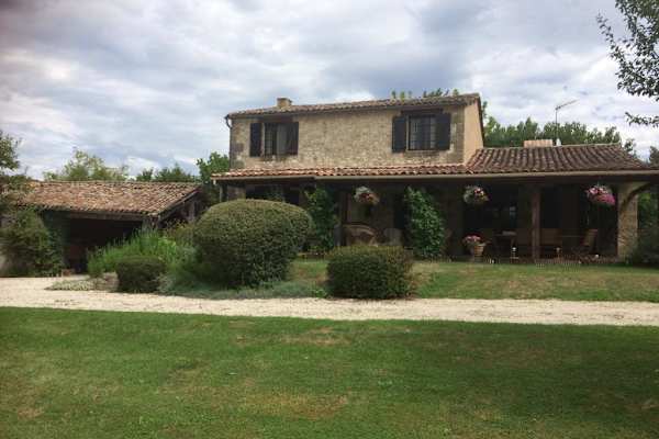 House sit in Bergerac, France
