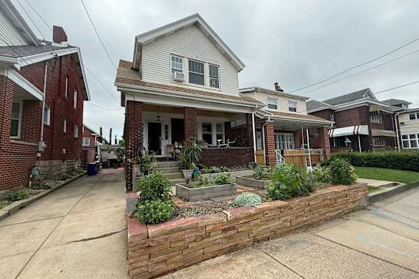 House sit in Pittsburgh, PA, US