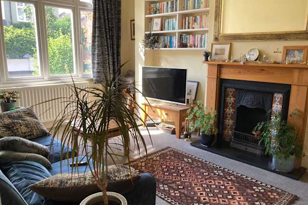 House sit in Isleworth, United Kingdom
