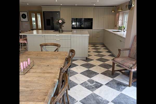 House sit in Petworth, United Kingdom