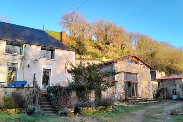 House sit in Saint-Généroux, France