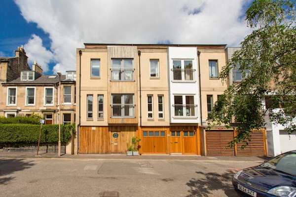 House sit in Edinburgh, United Kingdom