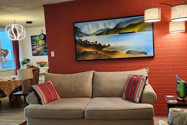 House sit in Vancouver, BC, Canada