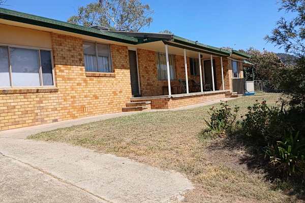 House sit in Tamworth, NSW, Australia