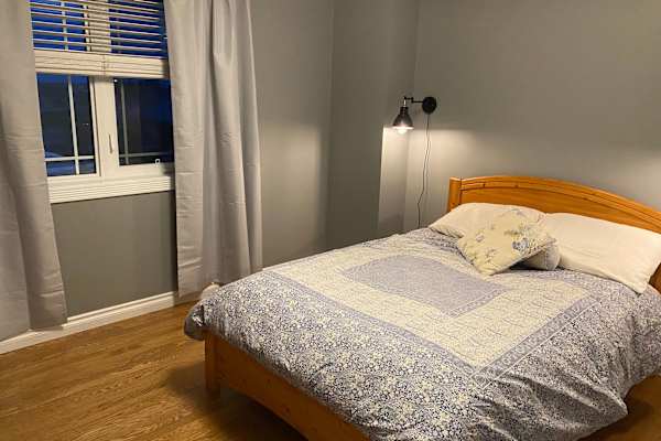 House sit in Calgary, AB, Canada