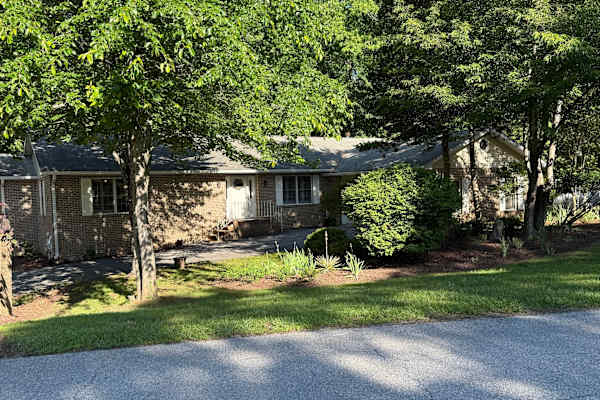 House sit in Solomons, MD, US