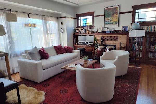 House sit in Alameda, CA, US