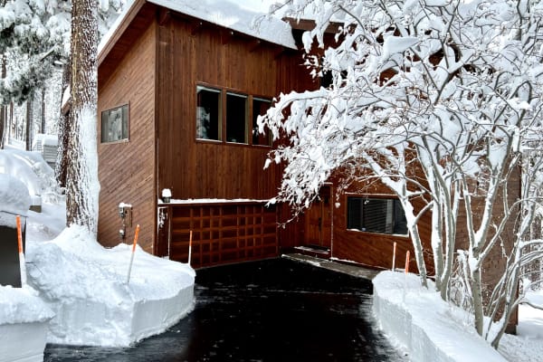 House sit in Incline Village, NV, US