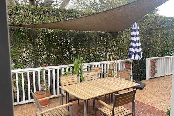 House sit in Culver City, CA, US