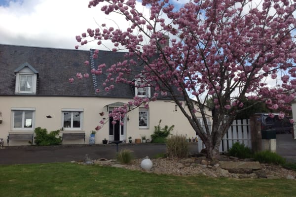 House sit in Villedieu-les-Poêles, France