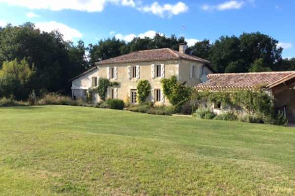 House sit in Saint-Clar, France