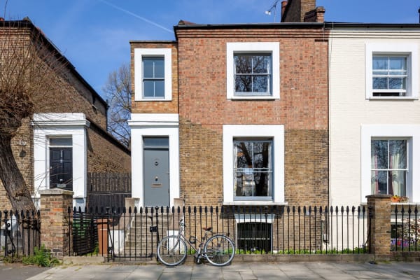 House sit in Hackney, United Kingdom