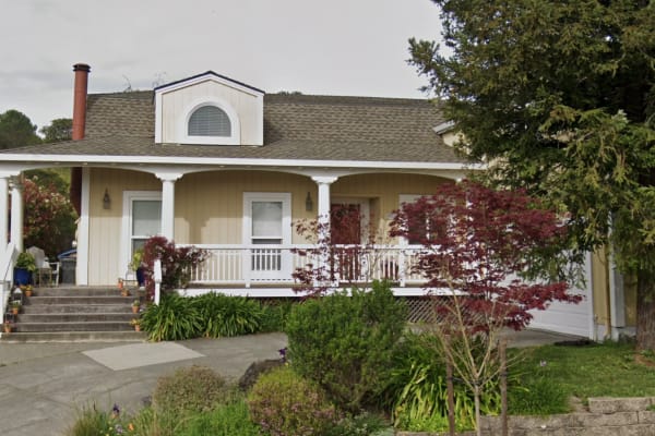 House sit in Novato, CA, US