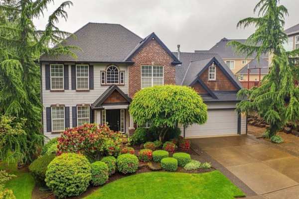 House sit in Camas, WA, US